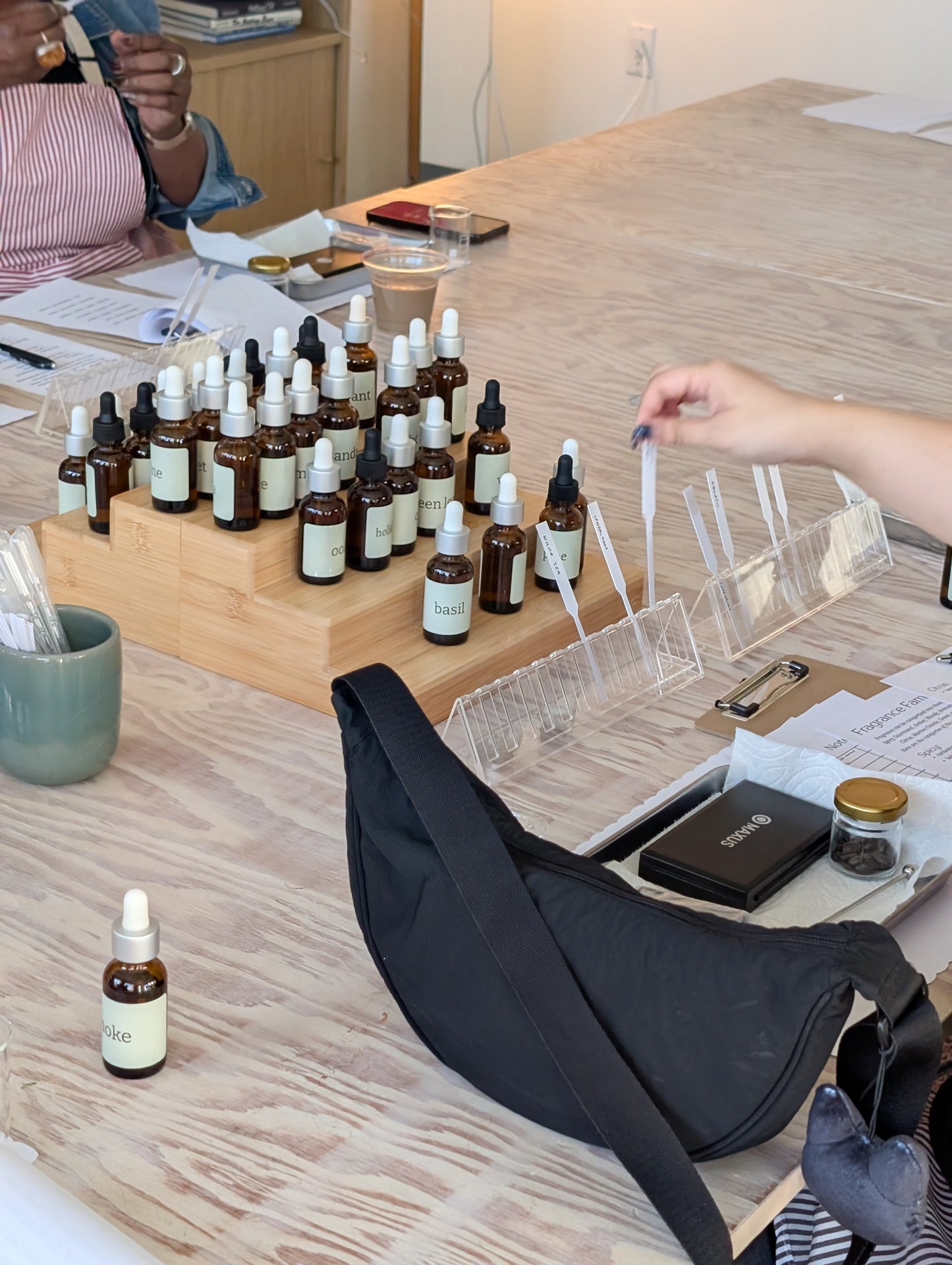 Roll-On Perfume Workshop for Beginners 2/21